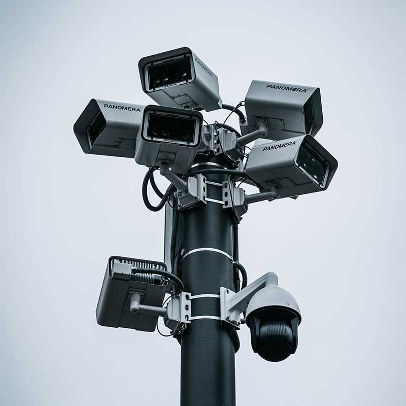 لماذا تختارنا